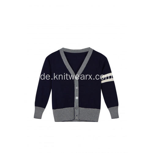 Jungen Strickjacke in Kontrastfarbe mit Ärmeldetail